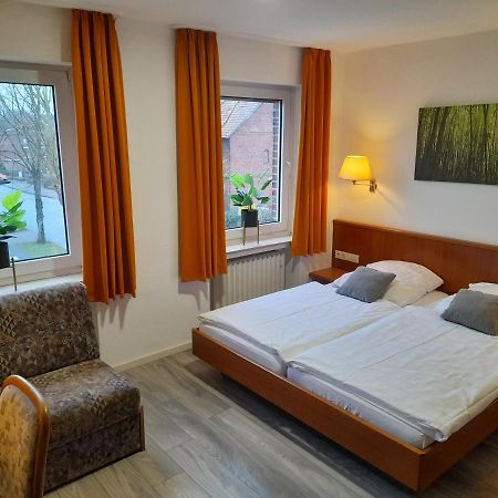Hotel Zurmuehlen Зенденхорст Екстериор снимка